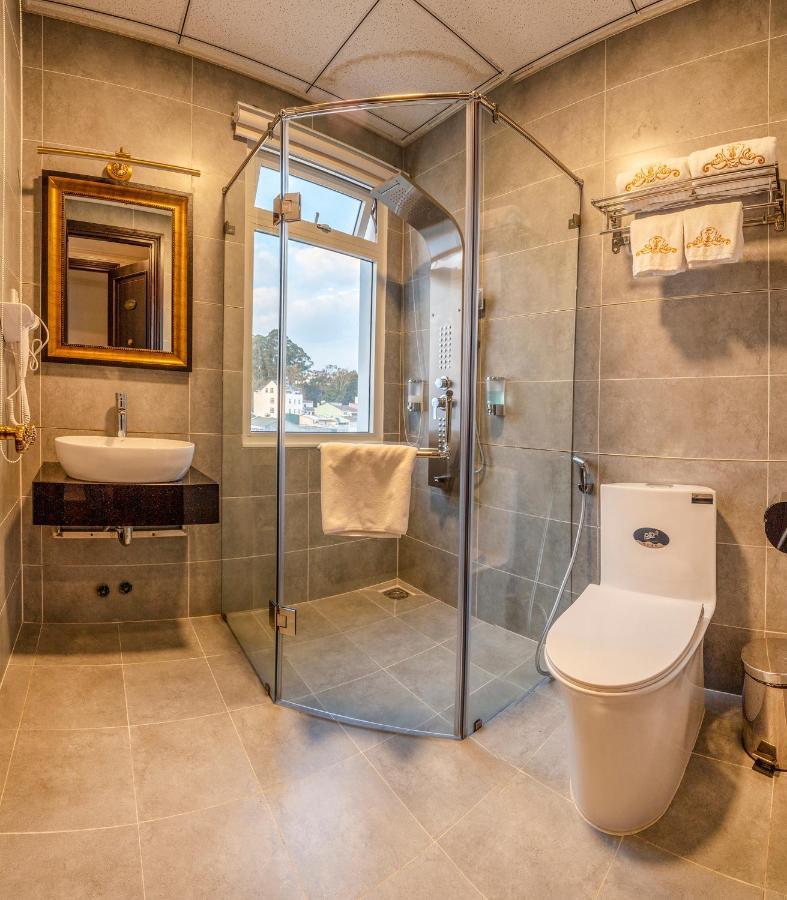 Queen T&T Dalat Hotel Zewnętrze zdjęcie