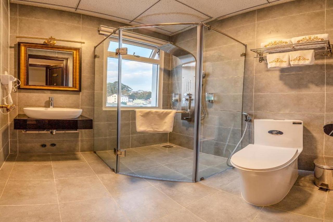 Queen T&T Dalat Hotel Zewnętrze zdjęcie
